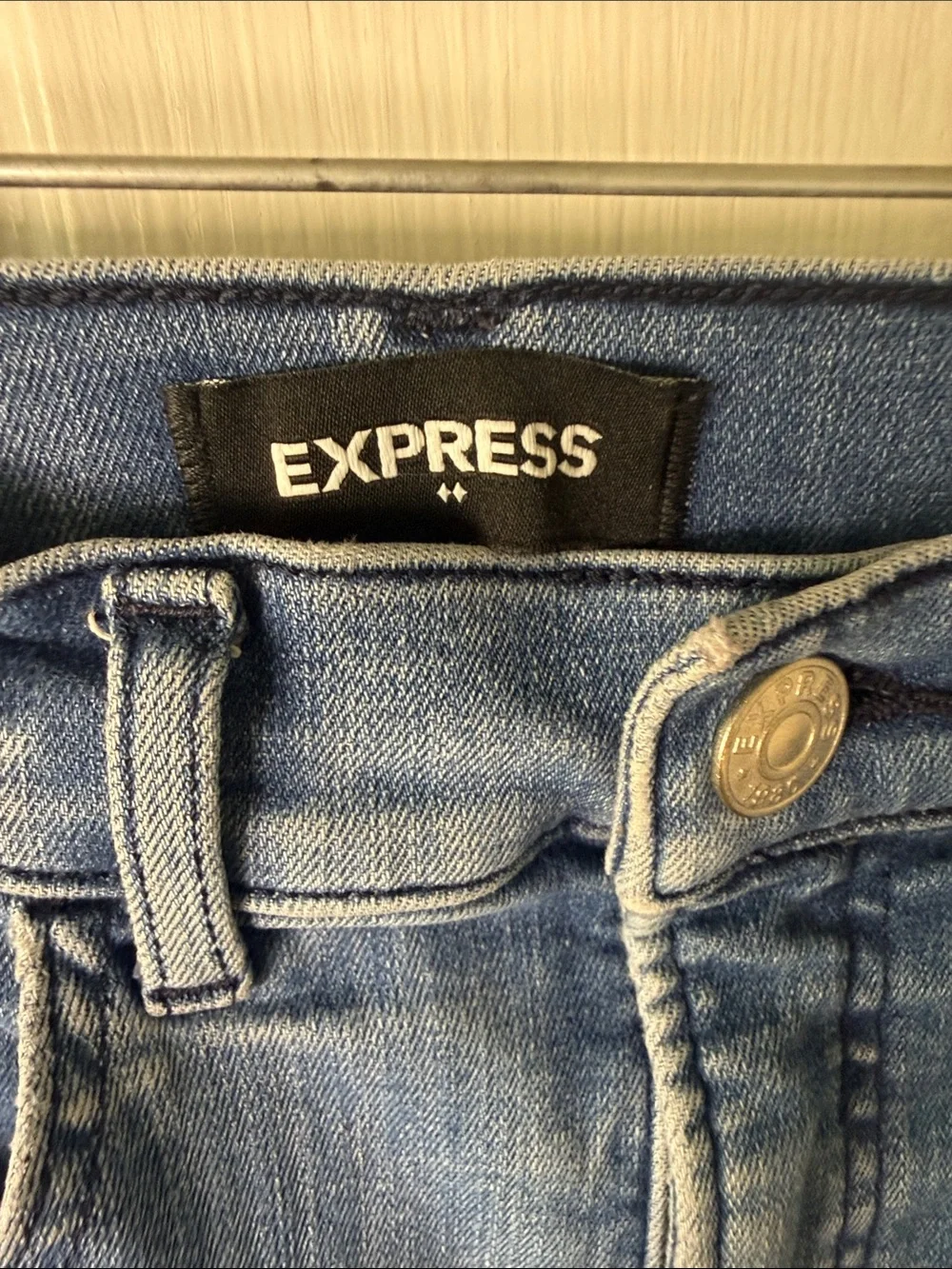 Express Women's Medium Blue Distressed Skinny Jeans